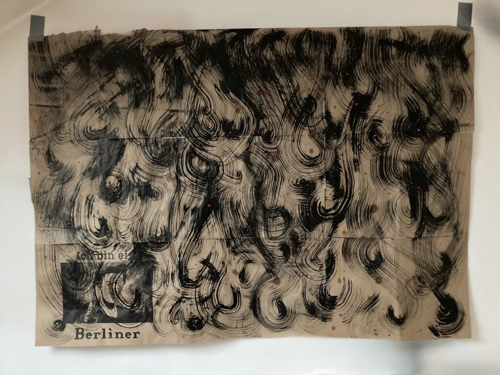 brush and ink on 9 recycled papers, Geste zwei